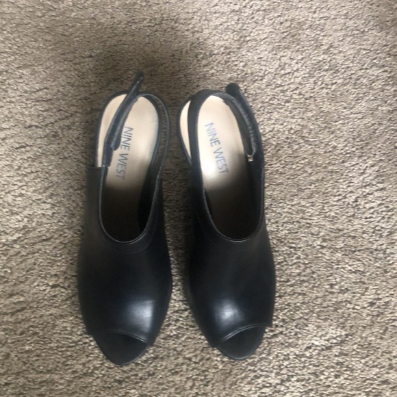 Nine West peep toe stiletto mules Alexandra bootie, size 6 - Picture 3 of 4